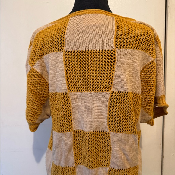 Callahan Knitwear in Mustard and Beige - Picture 7 of 9